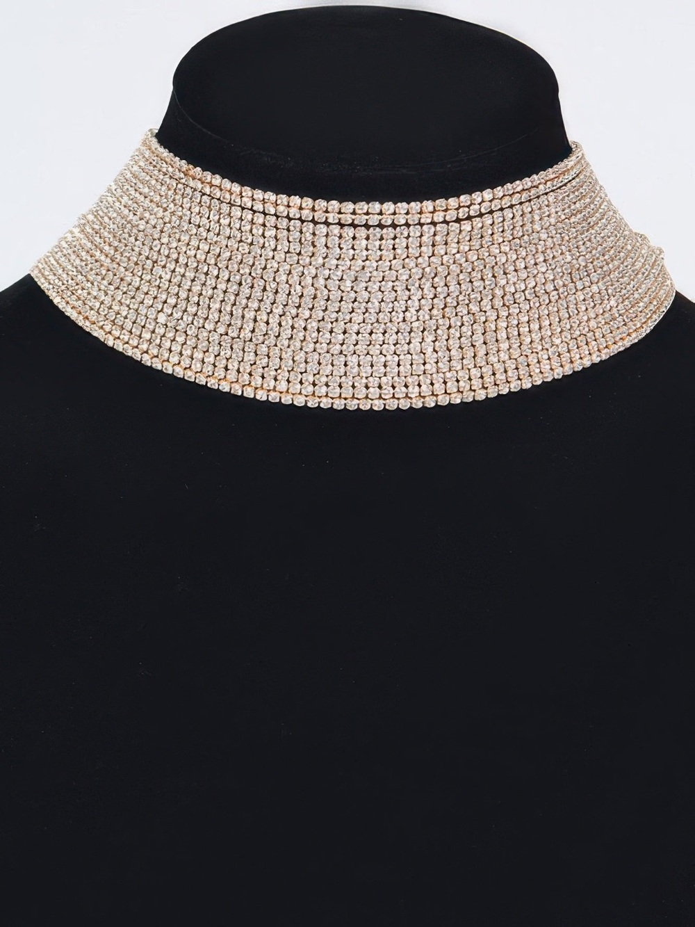 NWT Thick Rhinestone Choker Necklace